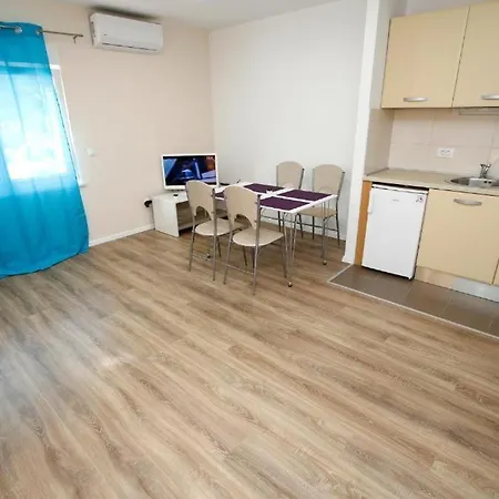 Sea Star Apartment