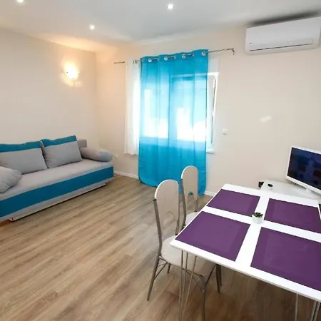 Sea Star Apartment